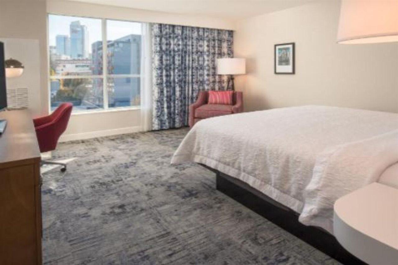 Hampton Inn And Suites By Hilton Portland-Pearl District Экстерьер фото