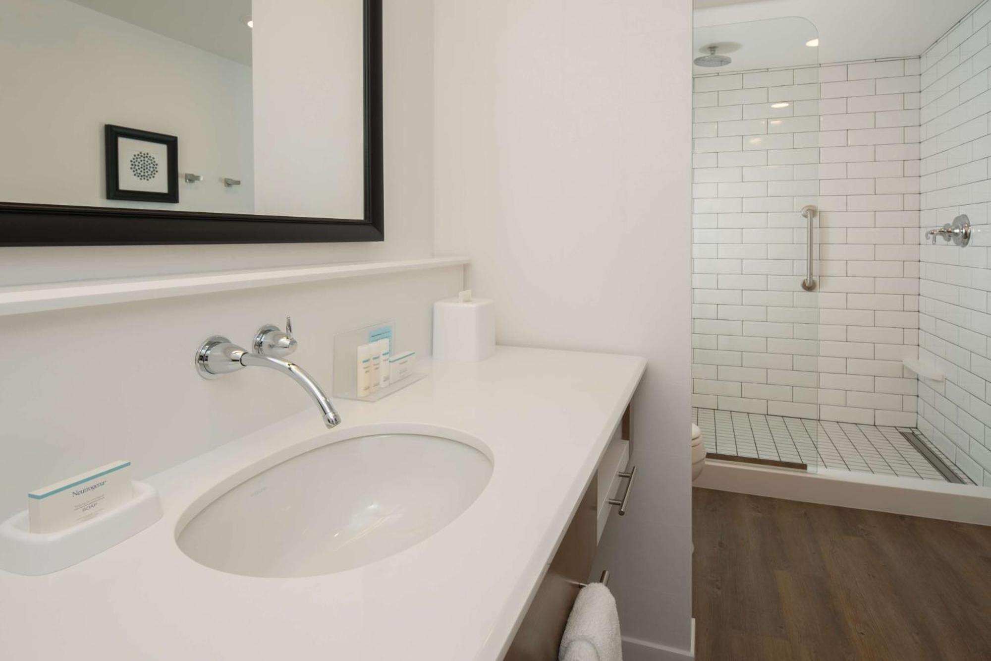 Hampton Inn And Suites By Hilton Portland-Pearl District Экстерьер фото