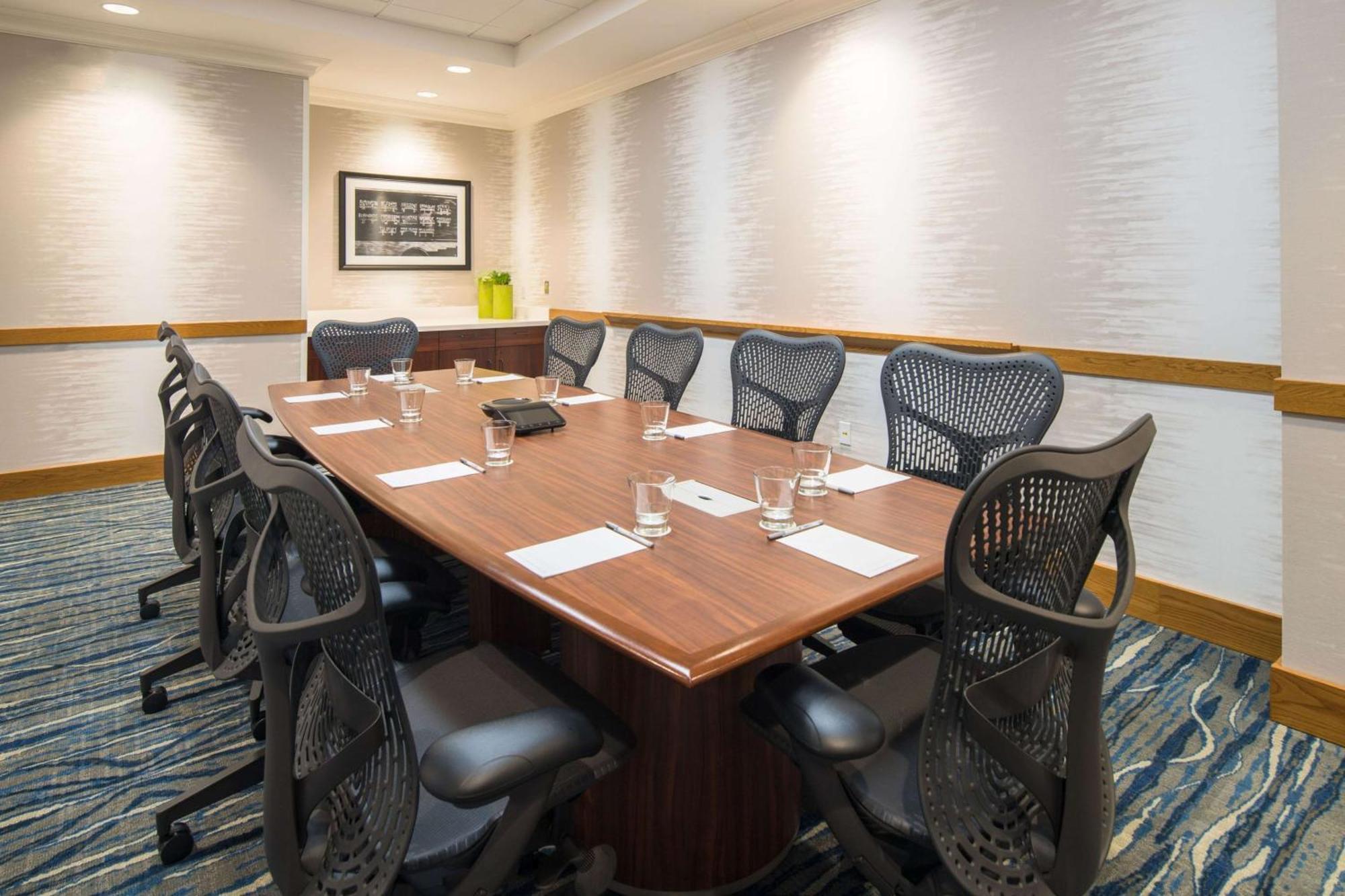 Hampton Inn And Suites By Hilton Portland-Pearl District Экстерьер фото