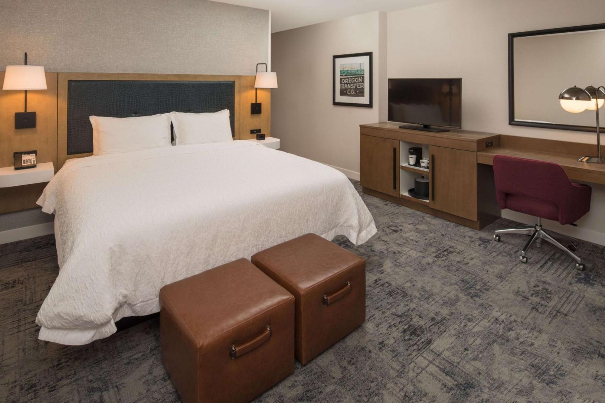 Hampton Inn And Suites By Hilton Portland-Pearl District Экстерьер фото