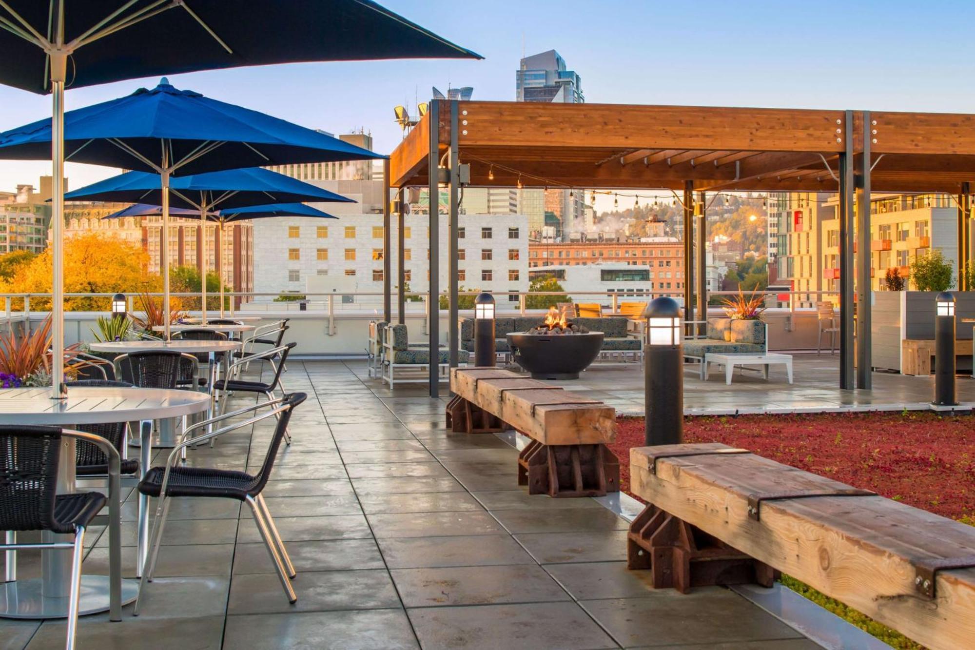Hampton Inn And Suites By Hilton Portland-Pearl District Экстерьер фото